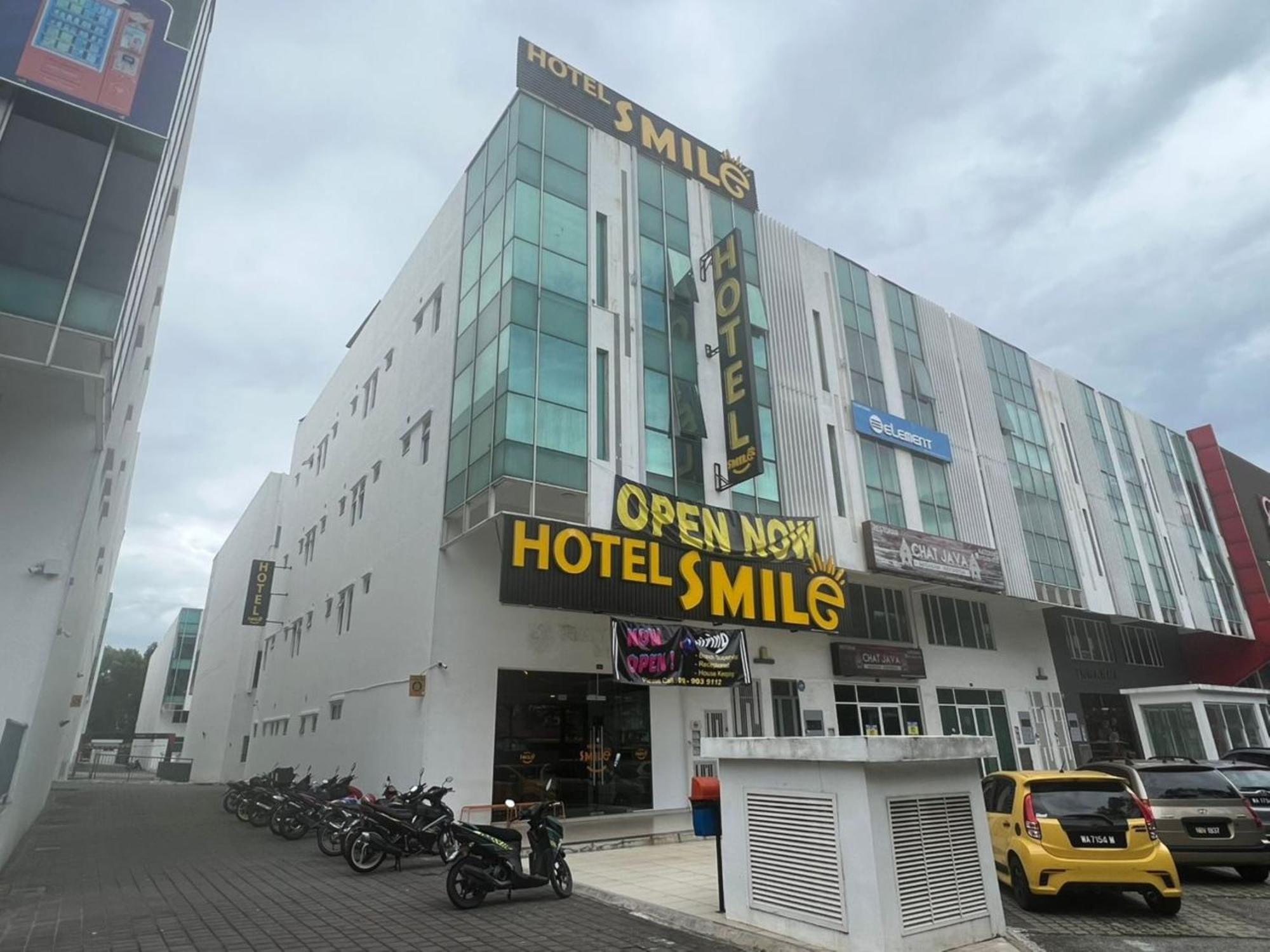 Smile Hotel Subang Airport Σαχ Αλάμ Εξωτερικό φωτογραφία
